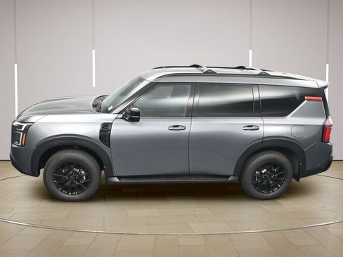 Certified 2025 Nissan Armada PRO-4X AWD/4WD image 37