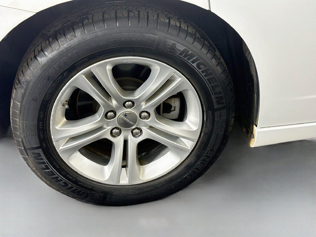 Used 2022 Dodge Charger SXT RWD image 31