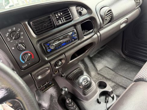 Used 2002 Dodge Ram 2500 Truck 4x4 Quad Cab image 13