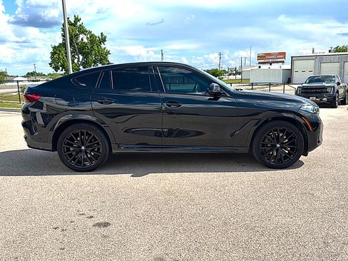 Used 2024 BMW X6 xDrive40i w/ Premium Package AWD/4WD image 5