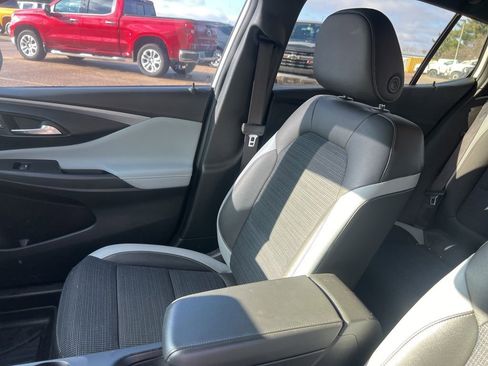 Certified 2024 Buick Envista Preferred w/ Convenience I Package image 30