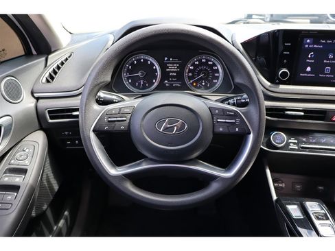 Used 2022 Hyundai Sonata SEL FWD image 10