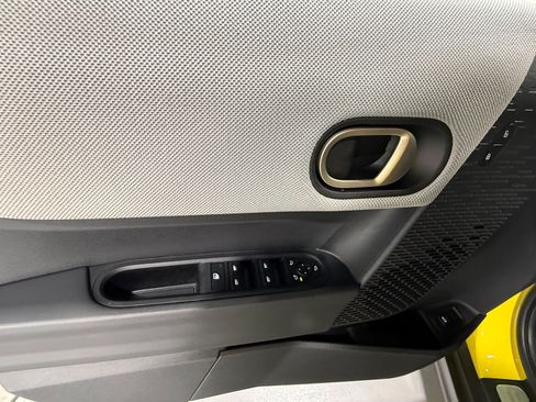 Used 2025 MINI Cooper S FWD image 18
