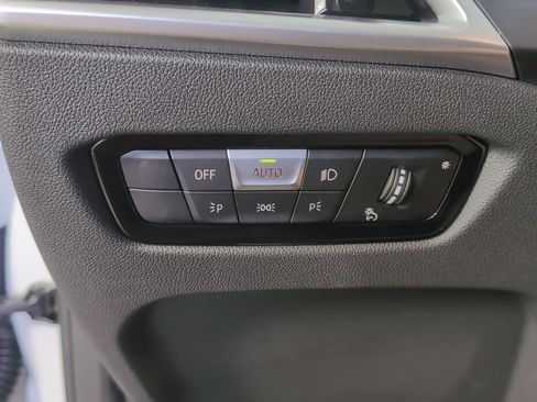 Used 2026 BMW 230i Coupe w/ Premium Package image 27