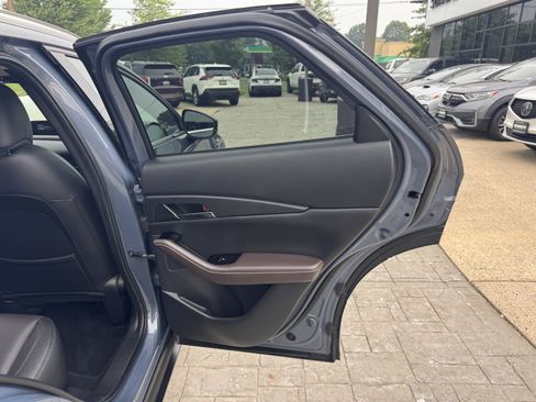 Used 2020 MAZDA CX-30 AWD w/ Premium Package image 24