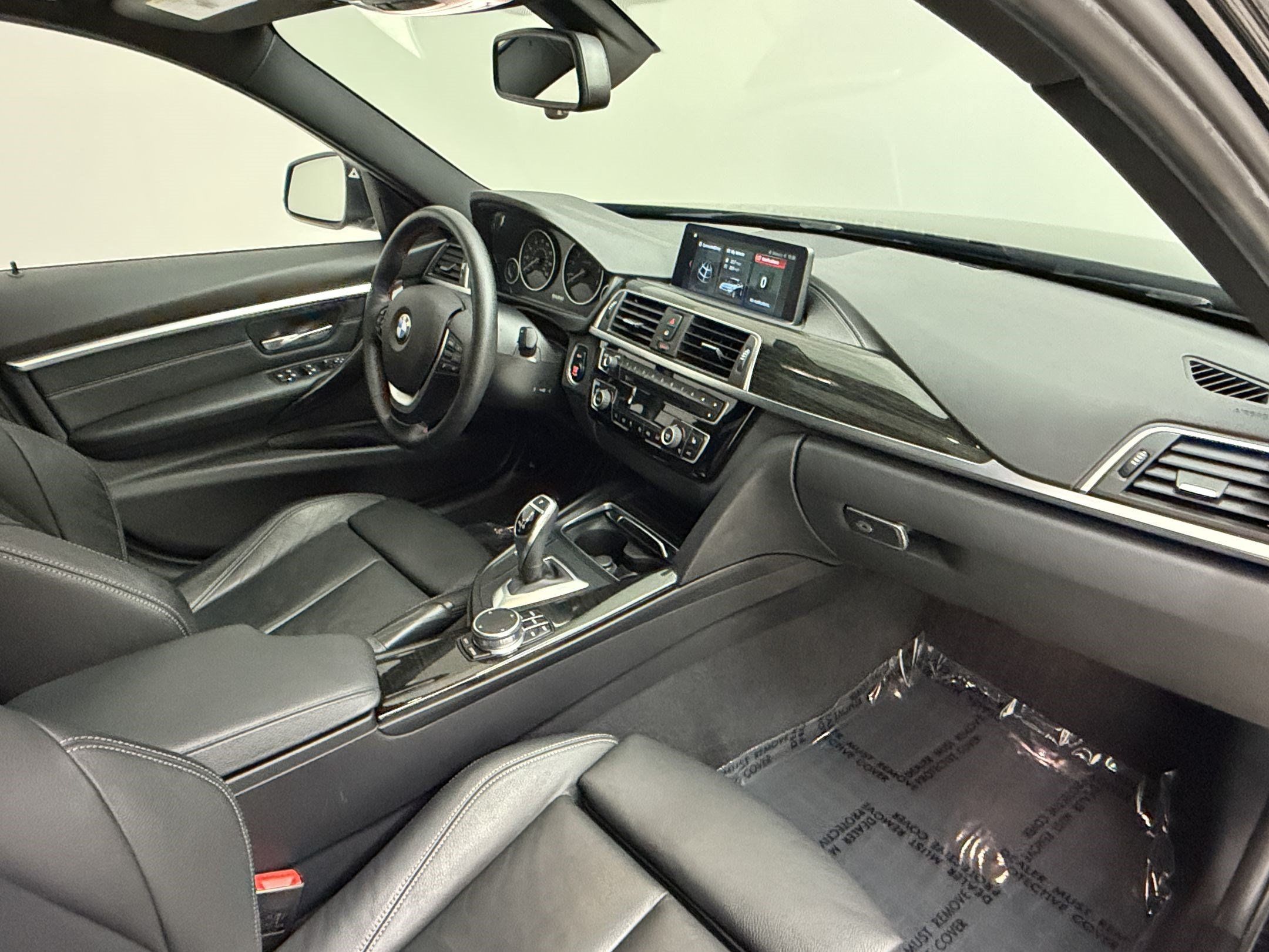 Used 2018 BMW 330i Sedan w/ Convenience Package RWD image 31