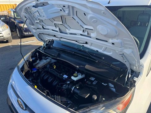 Used 2015 Ford Transit Connect XL image 36