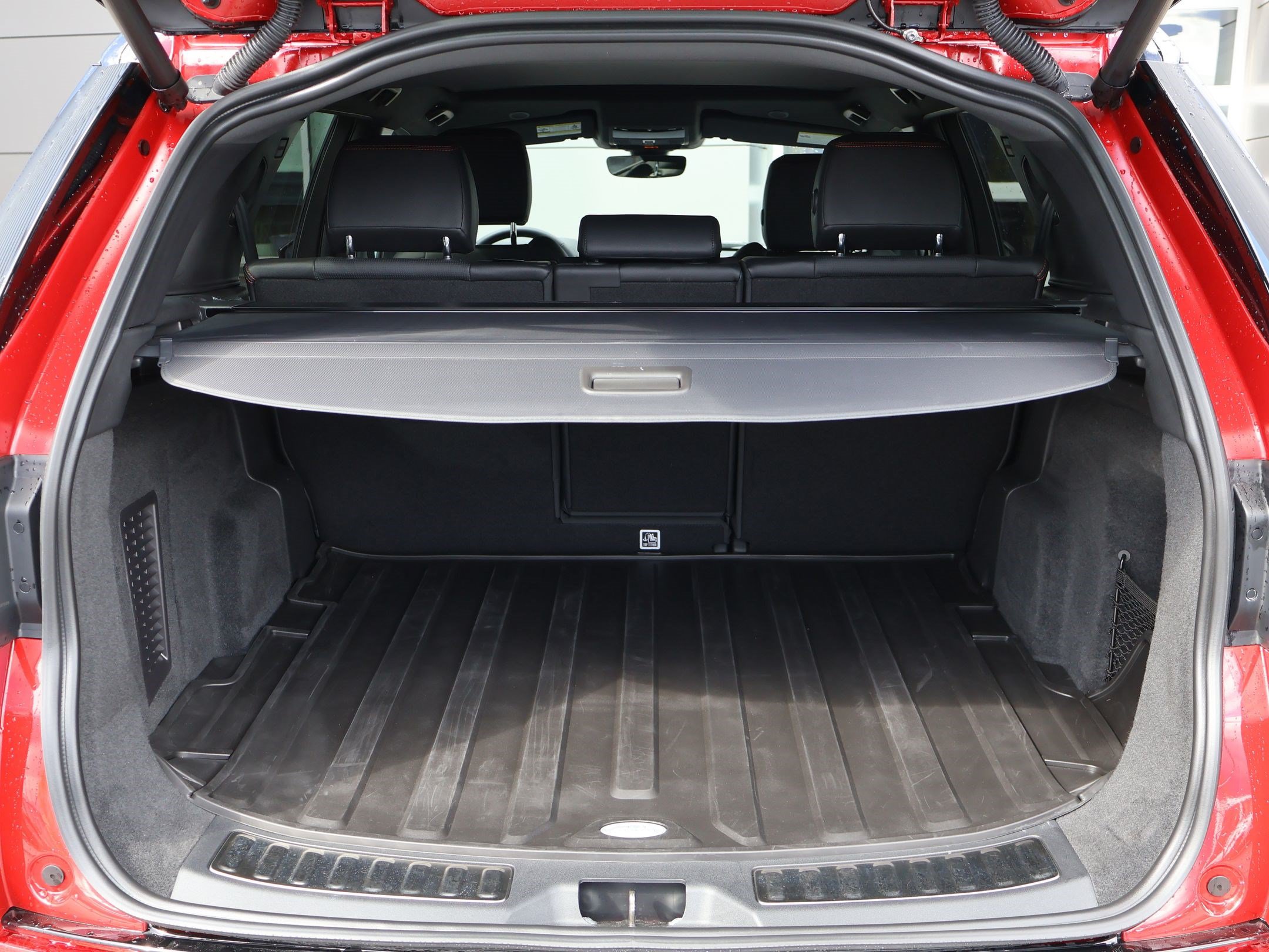 Used 2023 Land Rover Discovery Sport SE R-Dynamic AWD/4WD image 31