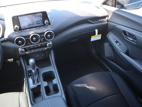 New 2025 Nissan Sentra S image 15