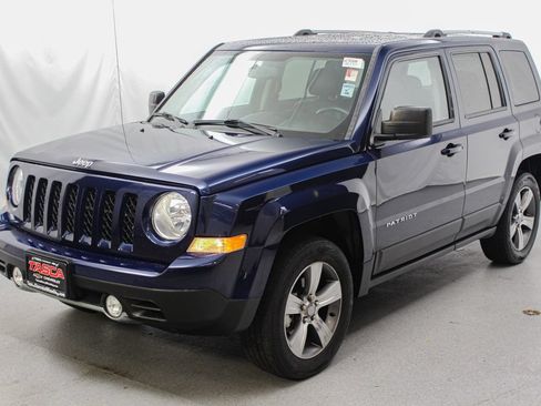 Used 2017 Jeep Patriot High Altitude AWD/4WD image 6