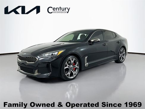 Used 2020 Kia Stinger GT image 1