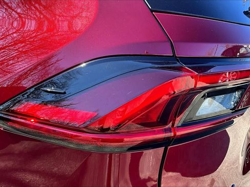 Certified 2025 Toyota Grand Highlander AWD Hybrid image 27