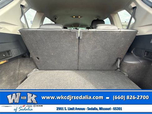 Used 2021 Volkswagen Tiguan SE FWD image 25