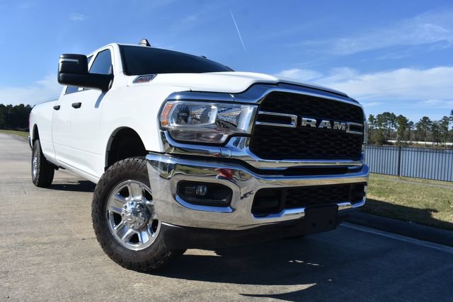 Used 2024 RAM 2500 Tradesman w/ Chrome Appearance Group AWD/4WD image 1