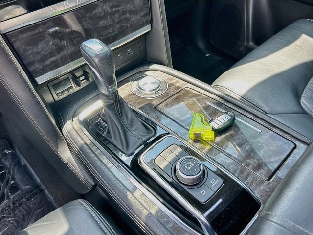 Used 2022 Nissan Armada Platinum w/ Captain's Chairs Package RWD image 14