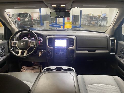 Used 2022 RAM 1500 Classic SLT w/ Electronics Group image 40