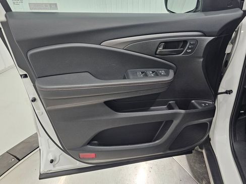 Used 2023 Honda Passport TrailSport image 22