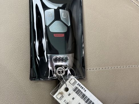 Used 2025 Audi Q5 2.0T Premium w/ Convenience Plus Package image 38