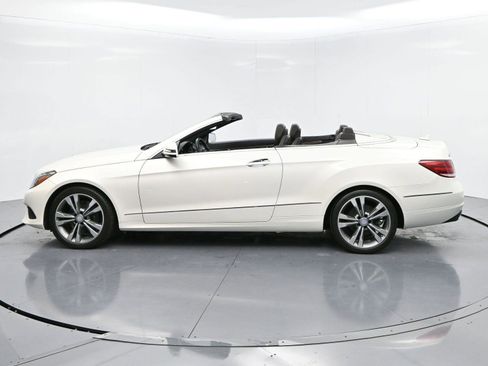 Used 2017 Mercedes-Benz E 400 Cabriolet image 4