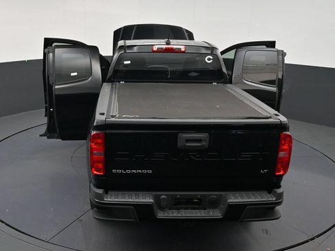 Used 2022 Chevrolet Colorado LT RWD image 31