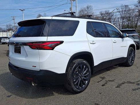 Used 2023 Chevrolet Traverse RS image 6