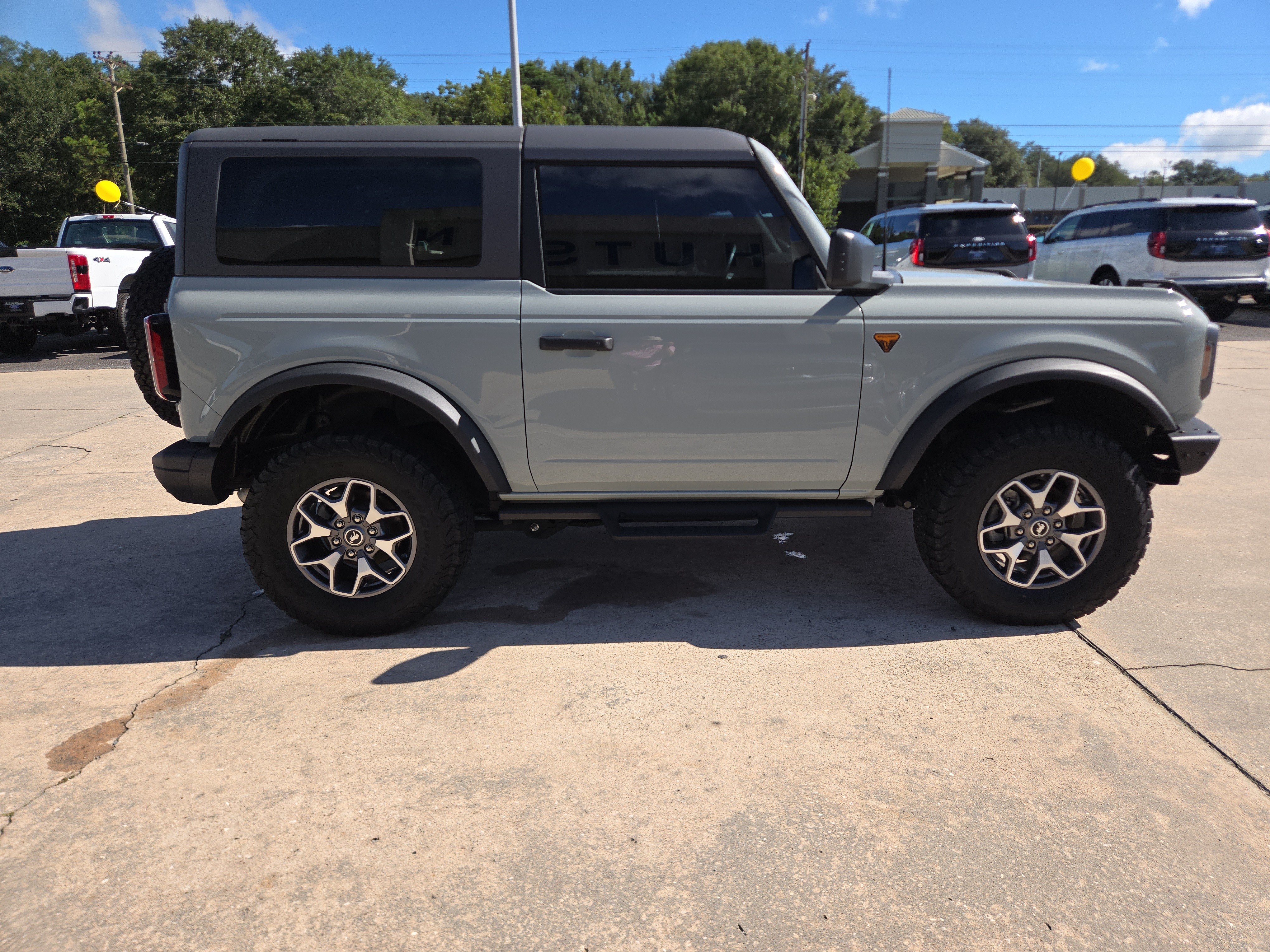 Used 2024 Ford Bronco Badlands AWD/4WD image 5