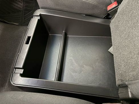 Used 2018 Chevrolet Silverado 1500 LT w/ All Star Edition image 34