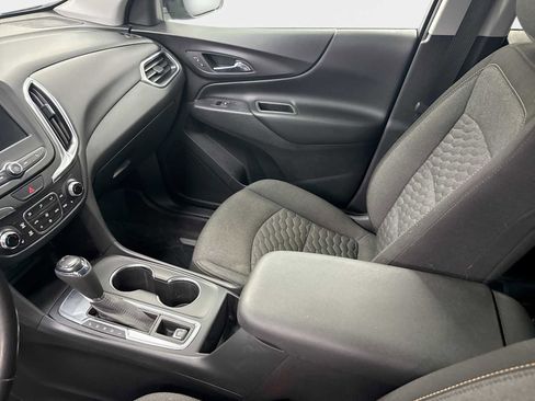 Used 2020 Chevrolet Equinox LT FWD image 20
