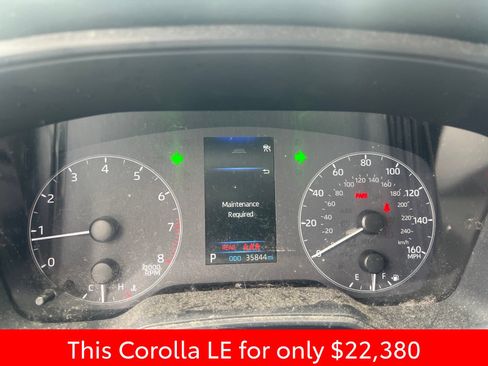 Used 2025 Toyota Corolla LE FWD image 3