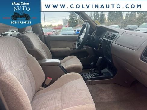Used 2000 Toyota 4Runner SR5 image 23