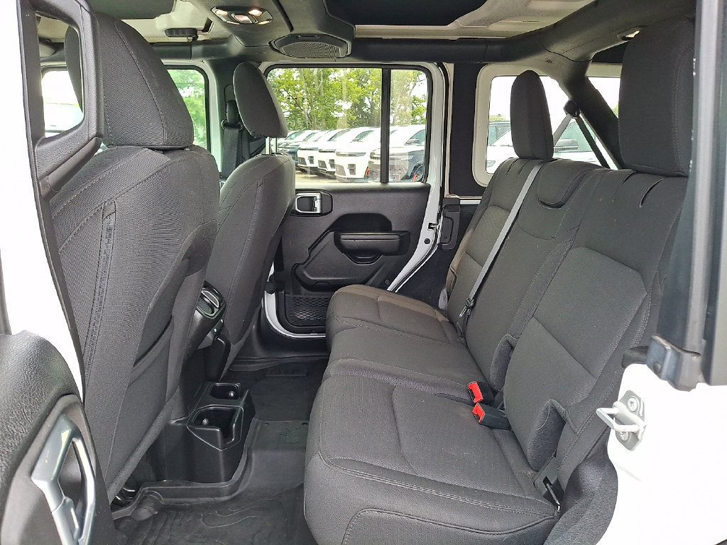 Used 2022 Jeep Wrangler Unlimited Sport AWD/4WD image 13