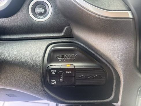 Used 2019 RAM 2500 Big Horn image 26