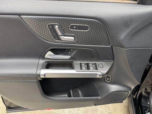 Certified 2024 Mercedes-Benz GLB 250 4MATIC image 9