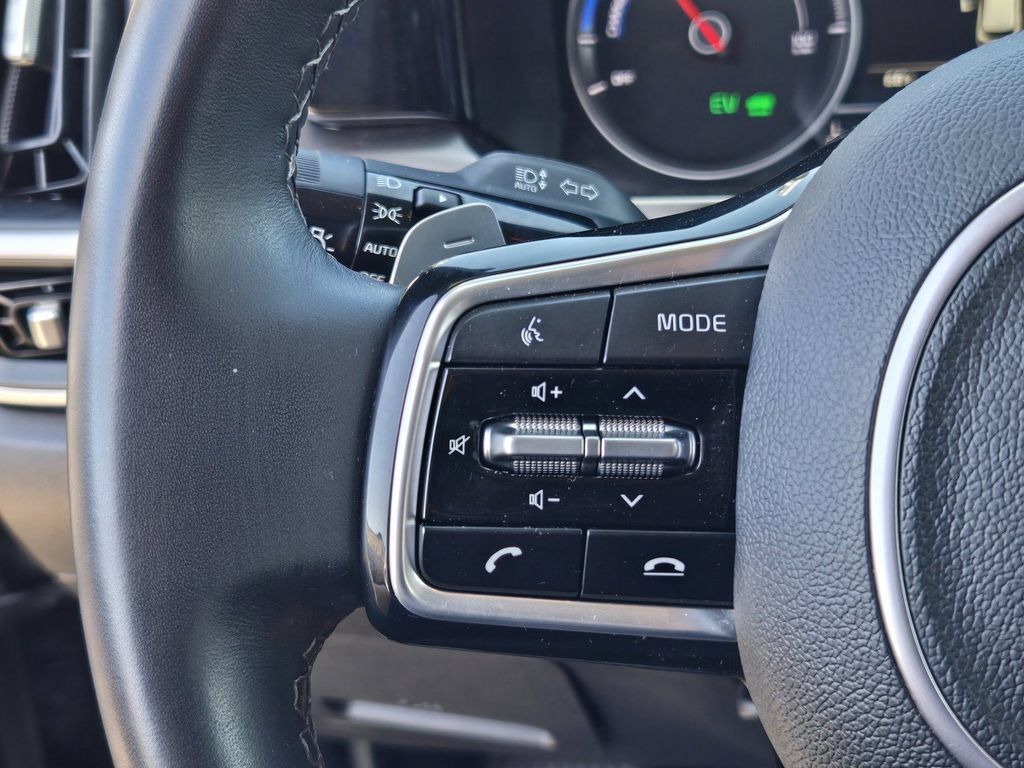Used 2023 Kia Sorento EX AWD/4WD image 25