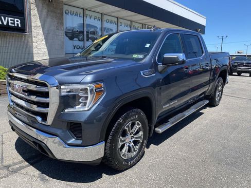 Used 2021 GMC Sierra 1500 SLE w/ X31 Off-Road Package AWD/4WD image 2