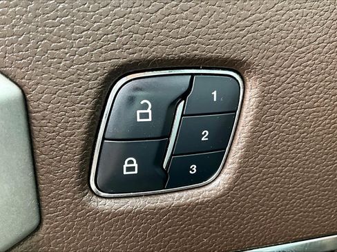 Used 2017 Ford F150 King Ranch w/ Equipment Group 601A Luxury AWD/4WD image 29