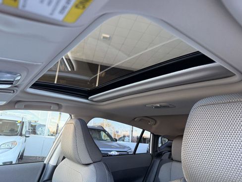 Certified 2024 Subaru Crosstrek 2.0i Premium image 24