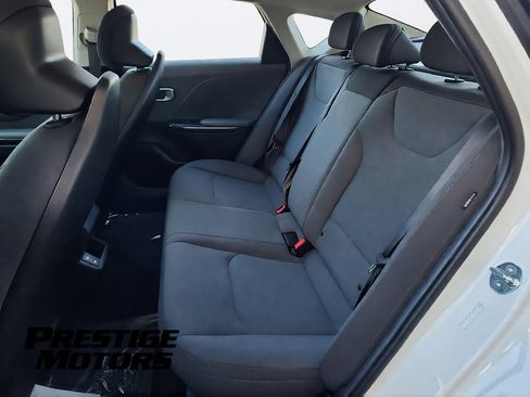 Used 2025 Kia K4 FWD image 29
