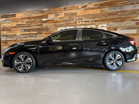 Used 2018 Honda Civic EX-L image 17