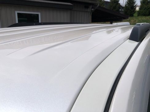 Used 2019 Ford Expedition XLT image 11