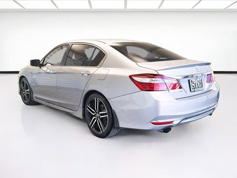 Used 2016 Honda Accord Sport image 6