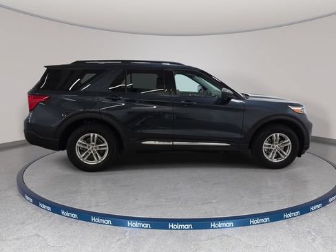 Certified 2023 Ford Explorer XLT w/ Equipment Group 202A AWD/4WD image 5