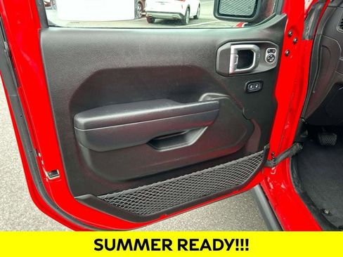 Used 2024 Jeep Wrangler Unlimited Rubicon AWD/4WD image 14