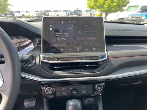 Certified 2022 Jeep Compass Trailhawk AWD/4WD image 14