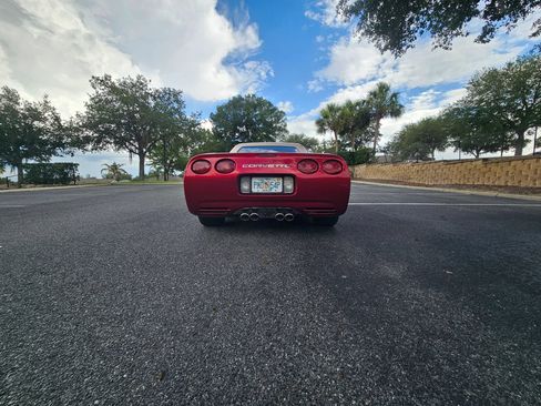 Used 2000 Chevrolet Corvette Convertible w/ Memory Pkg RWD image 6