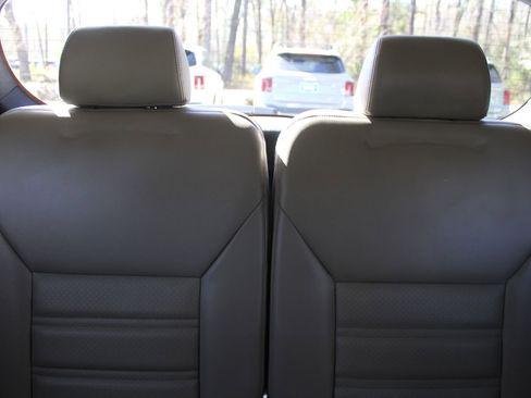 Used 2016 Kia Sorento EX w/ EX Premium Package image 52