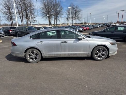 Certified 2023 Honda Accord EX image 7