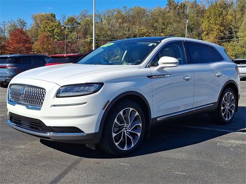 Used 2021 Lincoln Nautilus Reserve w/ Equipment Group 201A image 3