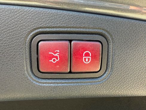 Used 2020 Mercedes-Benz E 450 Coupe image 47