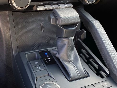 Used 2024 Toyota Tacoma SR5 RWD image 21